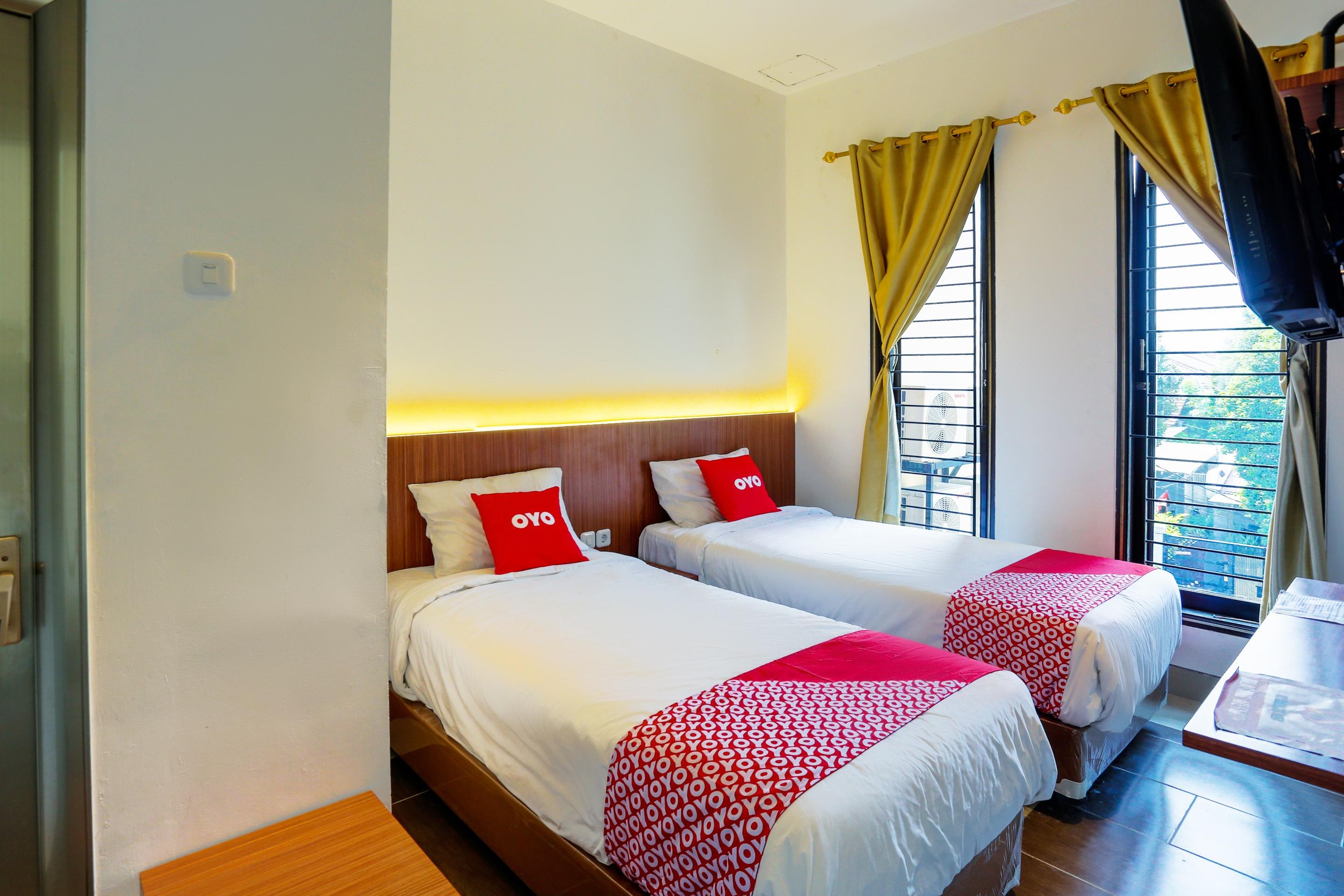 OYO 3109 Point Inn Jakarta Extérieur photo